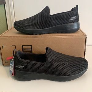 Skechers Women's Go Walk Joy Walking Shoe